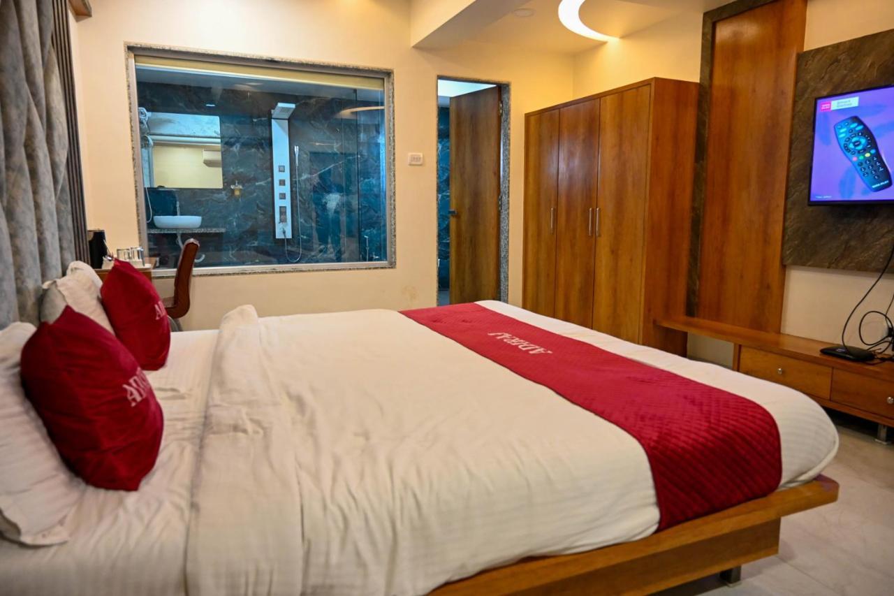 מלון נאווי מומבאי Adiraj Residency מראה חיצוני תמונה
