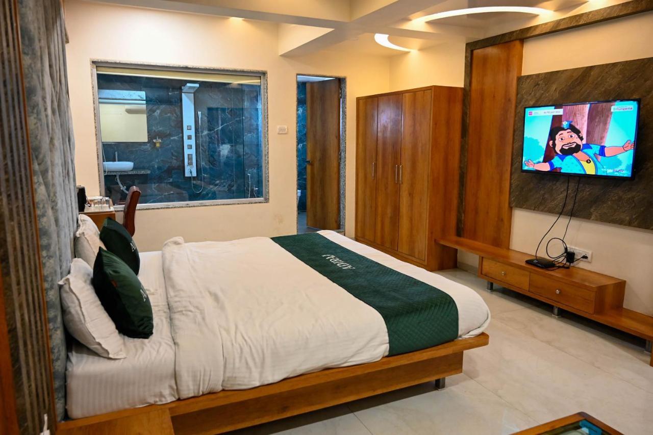 מלון נאווי מומבאי Adiraj Residency מראה חיצוני תמונה
