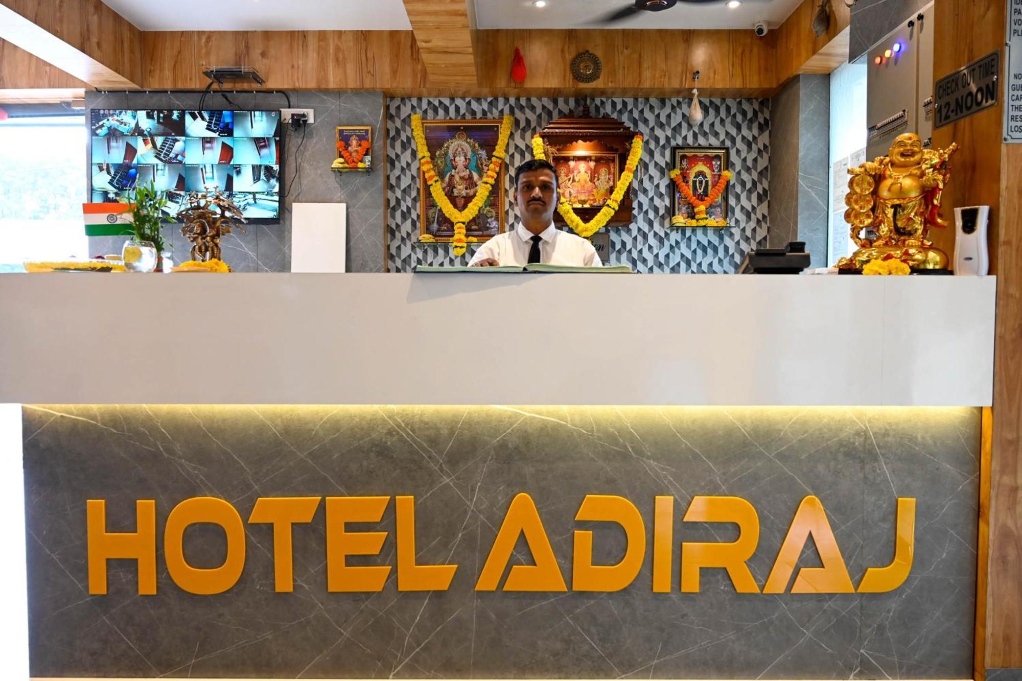 מלון נאווי מומבאי Adiraj Residency מראה חיצוני תמונה