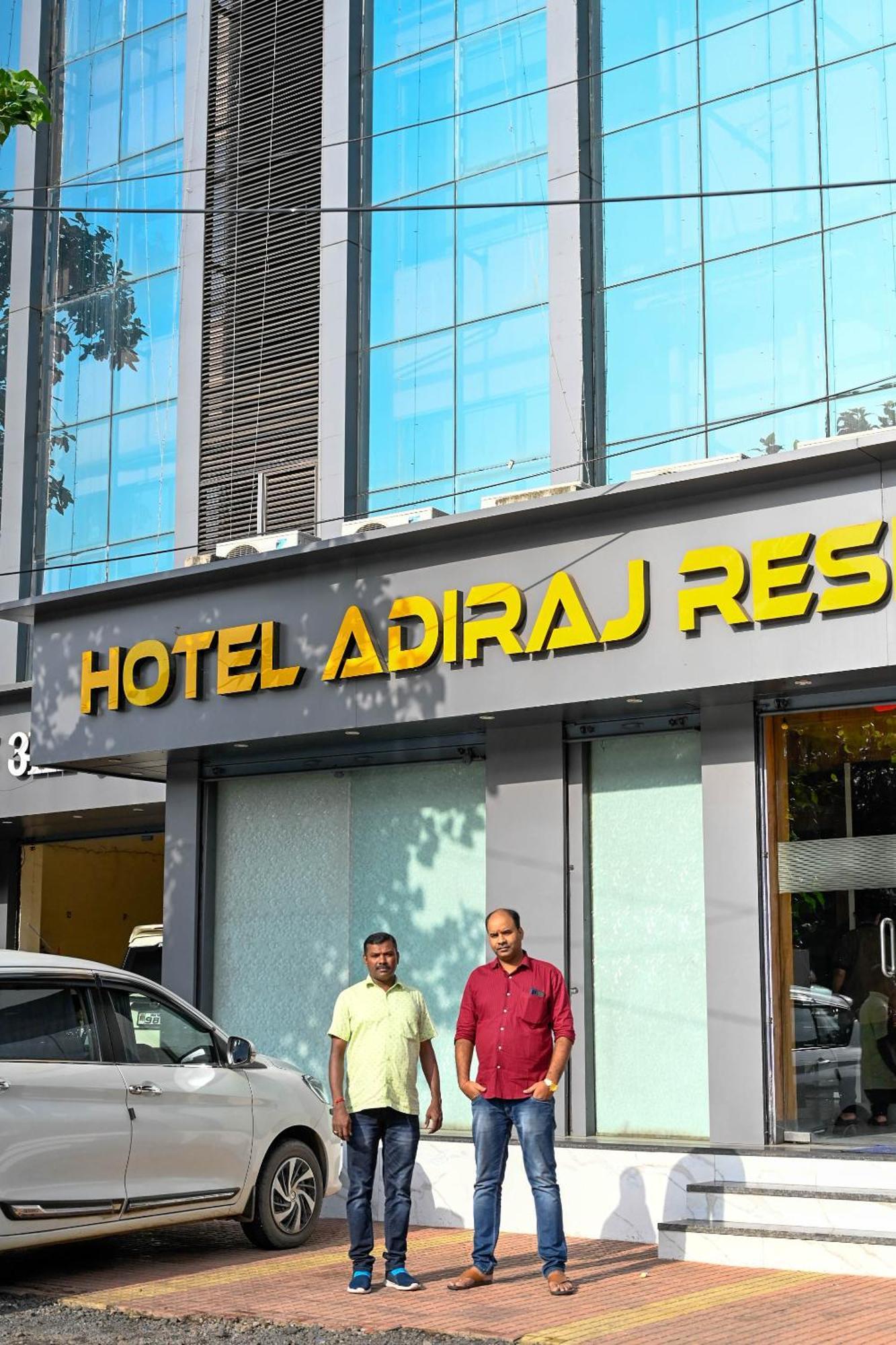 מלון נאווי מומבאי Adiraj Residency מראה חיצוני תמונה
