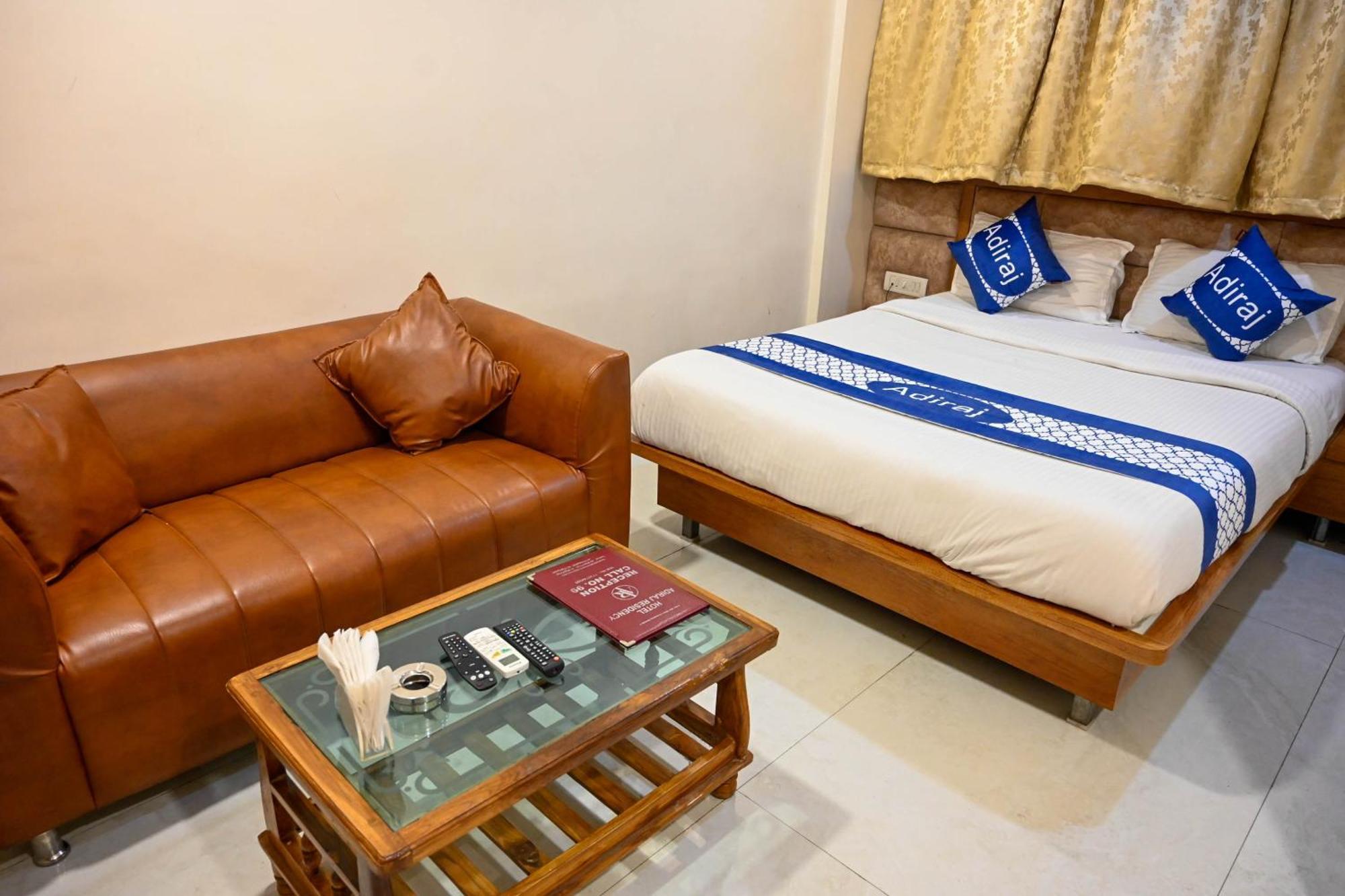 מלון נאווי מומבאי Adiraj Residency מראה חיצוני תמונה
